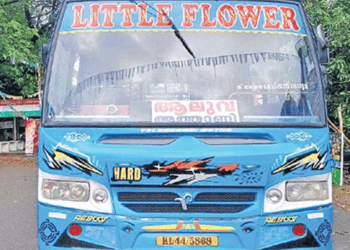 ‘എല്ലാത്തിനും കാരണം പ്രിയദർശിനി‘; ട്രിപ്പ് മുടക്കിയതിന് വന്ന ഫൈൻ അടയ്ക്കാനുള്ള പണം തേടി ബസുടമ; ഒരു രൂപ ചലഞ്ച്!