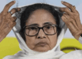 ‘എല്ലാം പോയി‘; പിടുത്തം വിട്ട് മമത; തൃണമൂൽ കോൺ​ഗ്രസിന്റെ 440 കോടി രൂപയുടെ ബാങ്ക് അക്കൗണ്ടുകൾ ഇഡി മരവിപ്പിച്ചു; സംശയാസ്പദ സാമ്പത്തിക ഇടപാടുകൾ നടന്നതായി കണ്ടെത്തിയതിനെ തുടർന്ന് നടപടി