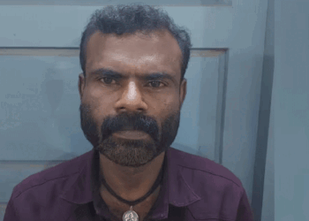 ദുരിതങ്ങൾക്ക് കാരണം അമ്മ ചെയ്ത മന്ത്രവാദം, മകൻ അമ്മയെ ക്രൂരമായി മർദിച്ചു; കൈ തല്ലിയൊടിച്ചു; കഴുത്തിൽ കുത്തിക്കൊല്ലാൻ ശ്രമം, അറസ്റ്റിൽ