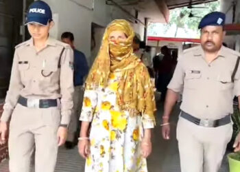 ജോലി ചെയ്തിരുന്ന വീട്ടില്‍ നിന്നും ആഭരണങ്ങള്‍ മോഷ്ടിച്ചു, പിന്നാലെ അവ ധരിച്ച് റീല്‍സും സ്റ്റാറ്റസും പങ്കുവച്ചു, വീട്ടു ജോലിക്കാരിയെ കയ്യോടെ പൊക്കി പൊലീസ്