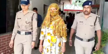 ജോലി ചെയ്തിരുന്ന വീട്ടില് നിന്നും ആഭരണങ്ങള് മോഷ്ടിച്ചു, പിന്നാലെ അവ ധരിച്ച് റീല്സും സ്റ്റാറ്റസും പങ്കുവച്ചു, വീട്ടു ജോലിക്കാരിയെ കയ്യോടെ പൊക്കി പൊലീസ്
