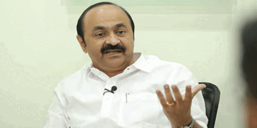 ’വർധിച്ചുവരുന്ന മദ്യാസക്തി കുറയ്ക്കാൻ വീര്യം കുറഞ്ഞ മദ്യം സഹായകമാകും; വേണ്ടെന്നാണ് യു.ഡി.എഫിന്റെ നിലപാടെങ്കിൽ അത് വേണ്ട; മുന്നണി മാത്രമല്ല, കേരളം മുഴുവൻ ഇക്കാര്യം ചർച്ച ചെയ്യട്ടെ’-മുഖ്യമന്ത്രി വി.ഡി സതീശൻ; ’സ്വകാര്യ ബസ് മേഖലയെ സർക്കാർ കൈവിടില്ല’