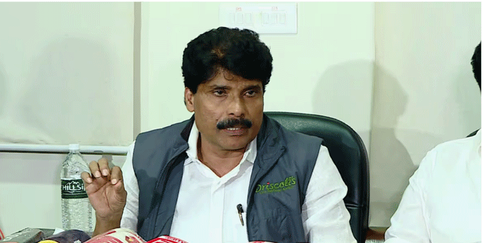 ദുരന്ത സ്ഥലത്ത് ഇന്ന് വിശ​ദ പരിശോധന; പ്രവേശനം നിരോധിച്ചു; രക്ഷാപ്രവർത്തനം തുടരും, കഡാവർ നായ്ക്കളെ ഉൾപ്പെടെ വിന്യസിക്കുമെന്നും മന്ത്രിമാർ