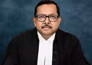ഗംഗാനദി കടക്കുമ്പോൾ ചിക്കൻ കഴിക്കരുതെന്ന് ഇന്ത്യയിൽ നിയമമില്ല… ചിക്കൻ ബിരിയാണി കഴിക്കുന്നതും കുറ്റകരമല്ല, പക്ഷെ അതിനായി യുവാക്കൾ മൂന്ന് മാസം ജയിലിൽ കഴിയേണ്ടി വന്നത് ആശങ്കാജനകമാണ്, അഭിപ്രായ പ്രകടനങ്ങളെയും പ്രതിഷേധങ്ങളെയും ക്രിമിനൽ കുറ്റങ്ങളായി കാണുന്ന പ്രവണത വർധിക്കുന്നു- സുപ്രീം കോടതി ജഡ്ജി