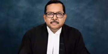 ഗംഗാനദി കടക്കുമ്പോൾ ചിക്കൻ കഴിക്കരുതെന്ന് ഇന്ത്യയിൽ നിയമമില്ല… ചിക്കൻ ബിരിയാണി കഴിക്കുന്നതും കുറ്റകരമല്ല, പക്ഷെ അതിനായി യുവാക്കൾ മൂന്ന് മാസം ജയിലിൽ കഴിയേണ്ടി വന്നത് ആശങ്കാജനകമാണ്, അഭിപ്രായ പ്രകടനങ്ങളെയും പ്രതിഷേധങ്ങളെയും ക്രിമിനൽ കുറ്റങ്ങളായി കാണുന്ന പ്രവണത വർധിക്കുന്നു- സുപ്രീം കോടതി ജഡ്ജി