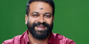 സുഗതന്‍ അകത്ത്തന്നെ, രണ്ട് ജാമ്യാപേക്ഷകളും തള്ളി കോടതി