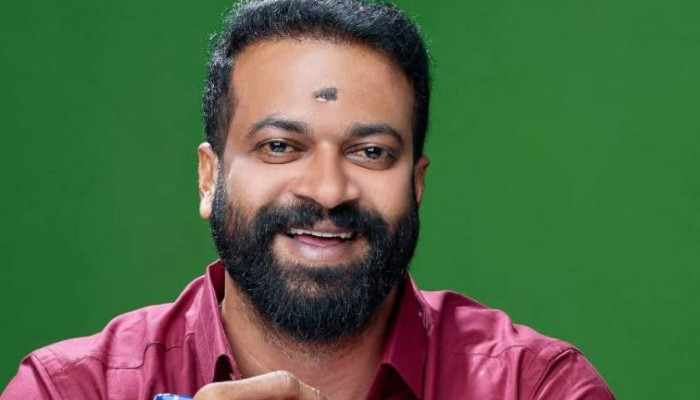സുഗതന് അകത്ത്തന്നെ, രണ്ട് ജാമ്യാപേക്ഷകളും തള്ളി കോടതി
