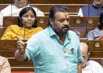 ’ഇ20 പെട്രോൾ സുരക്ഷിതം’; ശാസ്ത്രീയ പഠനങ്ങൾക്കും പരിശോധനകൾക്കും ശേഷമാണ് അവതരിപ്പിച്ചതെന്ന് ആവർത്തിച്ച് കേന്ദ്രം; നിര്‍ദേശിക്കും പ്രകാരം ഉപയോഗിച്ചാല്‍ ഒരു പ്രശ്നവുമില്ലെന്ന് പെട്രോളിയം സഹമന്ത്രി സുരേഷ് ഗോപി