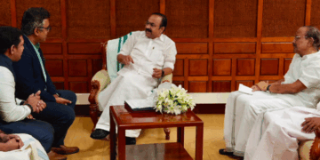 ‘മുഖ്യമന്ത്രി പറഞ്ഞത് കള്ളമല്ല; ജൂൺ 29 ന് ടാറ്റയുമായി ചർച്ച നടന്നു, പ്രോജക്ടിൽ പുരോഗതിയുണ്ടായി‘ : പി.കെ. കുഞ്ഞാലിക്കുട്ടി; തെളിവായി ചിത്രങ്ങൾ പുറത്തു വിട്ടു