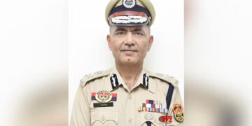 സര്വീസ് പിസ്റ്റള് ഉപയോഗിച്ച് സ്വയം വെടിയുതിര്ത്തു, ത്രിപുര ഡിജിപി പൊലീസ് ആസ്ഥാനത്ത് മരിച്ച നിലയില്