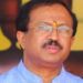 തുലാഭാരത്തിനിടെ ത്രാസിൻ്റെ കയർ പൊട്ടി, കഴക്കൂട്ടം എംഎൽഎ വി മുരളീധരന്റെ കാലിന് പരുക്ക്