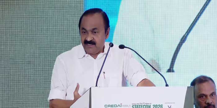 നികുതി കൂട്ടി ഖജനാവ് നിറയ്ക്കാനില്ല ഈ സർക്കാർ!! പോർട്ട് സിറ്റി കേരളത്തിൻ്റെ സ്വപ്ന പദ്ധതി…വിഴിഞ്ഞം തുറമുഖത്തിന്റെ ഓഹരി കൈമാറാനുള്ള അദാനിയുടെ നടപടിയിൽ സർക്കാർ നിയമോപദേശം തേടും, എടുത്തുചാടി അനുമതി നൽകില്ല- വി ഡി സതീശൻ