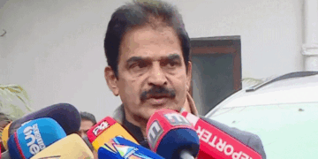 ‘വിഴിഞ്ഞം തുറമുഖത്തിന് ഉമ്മൻ ചാണ്ടിയുടെ പേര് നൽകണം; അദ്ദേഹത്തിന്റെ ഏറ്റവും വലിയ വാഗ്ദാനവും സമ്മാനവുമാണ് പദ്ധതി‘- സർക്കാരിനോട് കെ.സി. വേണുഗോപാൽ