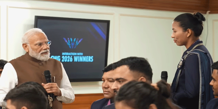 ‘സർ, എല്ലാവരും പേടിയിലായിരുന്നു;  തുടർച്ചയായി ഇന്ത്യ സ്വർണ്ണം നേടുന്നത് വലിയൊരു സ്‌ഫോടനം പോലെയായിരുന്നു”’; മോദിയോട് കോമൺവെൽത്ത് ഗെയിംസ് അനുഭവങ്ങൾ പങ്കിട്ട് കായികതാരങ്ങൾ