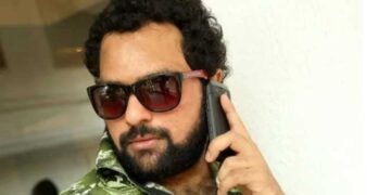 ഇ.ഡി ഉദ്യോഗസ്ഥർ പിണറായിയുടെ വീട്ടിലെത്തിയപ്പോൾ ബിനീഷ് കോടിയേരി നടത്തിയ പ്രതിഷേധത്തിൽ ദുരൂഹത!! അന്വേഷണം ബിനീഷിലേക്കും!! പ്രതികളായ 25 പേരുമായി ഫോണിൽ ബന്ധപ്പെട്ടിട്ടുണ്ടോയെന്ന് പരിശോധിക്കും