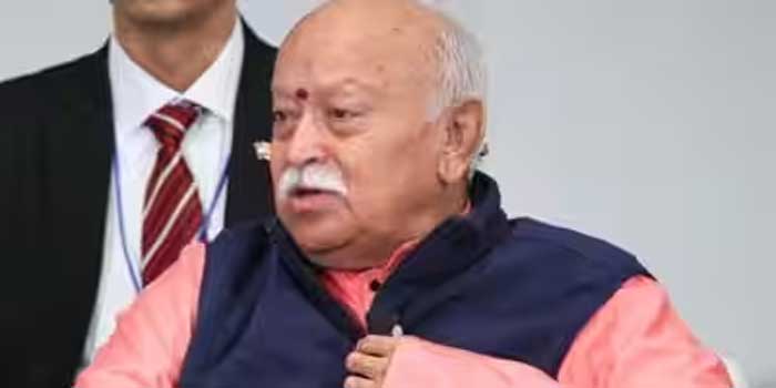 ‘ഇന്ത്യയിൽ മുസ്ലിങ്ങൾ വേണ്ടെന്ന് ഏതെങ്കിലും ഒരു ഹിന്ദു ചിന്തിച്ചാൽ, അയാൾ യഥാർഥ ഹിന്ദുവല്ല!! ഹിന്ദുമതം വിശ്വസിക്കുന്നത് മനുഷ്യരാശിയുടെ ഏകത്വത്തിൽ, മതങ്ങൾ വ്യത്യസ്തമായ വഴികളിലൂടെ സഞ്ചരിച്ചാലും മനുഷ്യരാശിയും സത്യവും ഒന്നുതന്നെ’- മോഹൻ ഭാഗവത്