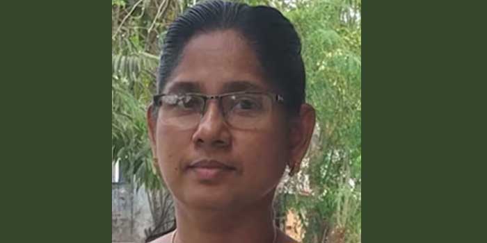 ഭർത്താവ് മരിച്ചതോടെ ജീവിതം കരുപ്പിടിപ്പിക്കാൻ മക്കളേയും ചേർത്തുപിടിച്ച് ചപ്പാത്തി നിർമാണത്തിലേക്ക്!! പിന്നാലെ ദുരന്തം, ചപ്പാത്തി മെഷീനിൽ കൈ കുരുങ്ങി വ്യാപാരിയായ വീട്ടമ്മയ്ക്ക് ദാരുണാന്ത്യം, അപകടം മക്കളറിഞ്ഞത് യന്ത്രത്തിൽ നിന്ന് അസാധാരണ ശബ്ദവും മണവും വന്നതോടെ