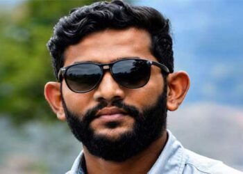 ബൈക്കിൽ ഇടിച്ചശേഷം കാർ നിർത്താതെപോയി; റോഡിലേക്കു തെറിച്ചുവീണ യുവാക്കൾ രക്തം വാർന്ന് റോഡിൽ കിടന്നത് 15 മിനിറ്റോളം, യുവാവിന് ദാരുണാന്ത്യം, സുഹൃത്തിനു ഗുരുതര പരുക്ക്!! അപകടം മറ്റൊരു സുഹൃത്തിന്റെ വിവാഹത്തിൽ പങ്കെടുത്ത് മടങ്ങവെ