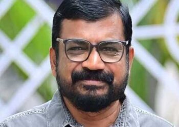 രാജിവയ്ക്കുകയോ, അവധിയിൽ പോകുകയോ ചെയ്യണം- പത്രാധിപസമിതി!! ദേശാഭിമാനി പത്രാധിപസമിതി അംഗം കെ.ആർ. അജയൻ രാജിവച്ചു, രാജി ‘കള്ളൻ വിജയൻ’ ലേഖന വിവാദത്തെ തുടർന്ന്