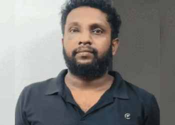 യുവാവിനെ തട്ടിക്കൊണ്ടുപോയി നഗ്നദൃശ്യം പകർത്തി, മാതാപിതാക്കളോട് 8 ലക്ഷം രൂപ മോചനദ്രവ്യം ആവശ്യപ്പെട്ട സംഭവം; ഒരാൾ കൂടി അറസ്റ്റിൽ; പോലീസിനെ കണ്ടതും വീടുകളുടെ ടെറസുകളുടെ മുകളിലൂടെ ചാടി രക്ഷപ്പെടാൻ ശ്രമിച്ച പ്രതിയെ പിടികൂടിയത് സാഹസീകമായി