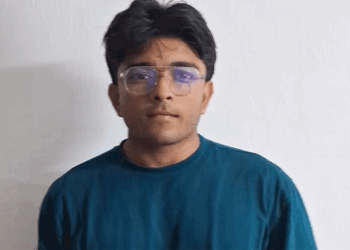 അർജുന് ഒളിവിൽ സഹായം; സമൂഹമാധ്യമങ്ങളിലൂടെ ക്രൗഡ് ഫണ്ടിങ് നടത്തി പണം സമാഹരിച്ചു; സഹോദരൻ അജയ് ആയങ്കി കോഴിക്കോട്ട് അറസ്റ്റിൽ
