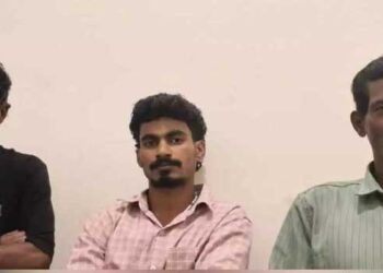 ജോലി ബിഹാറിൽ അധ്യാപകൻ, അവധിക്ക് നാട്ടിൽ പോരുമ്പോൾ വിൽക്കാനുള്ള കഞ്ചാവും ബാ​ഗിൽ കരുതും, നാട്ടിലെത്തിയാൽ വിൽപന തകൃതിയാക്കും!! തുമ്പ് കിട്ടിയത് മുൻപ് കഞ്ചാവ് കേസിൽ പിടിയിലായ അപ്പനിൽ നിന്നും മകനിൽ നിന്നും