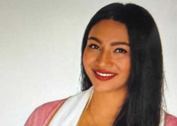 ക്ഷേത്ര ദർശനത്തിനെത്തിയ ബിജെപി എംഎൽഎയുടെ മകളെ ശ്രീകോവിലിൽ പ്രവേശിക്കാൻ അനുവദിച്ചില്ല, കലികയറിയ യുവതി ഡ്യൂട്ടിയിലുണ്ടായിരുന്ന വനിതാ പോലീസിന്റെ കരണംതീർത്ത് തല്ലി, അസഭ്യം പറഞ്ഞു!! കേസെടുത്ത് പോലീസ്, മകൾ ചെയ്ത അതിക്രമത്തിൽ മാപ്പ് പറഞ്ഞ് എംഎൽഎ