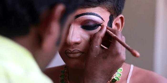 ജഡ്ജസ് പ്ലീസ് നോട്ട്… സ്കൂൾ കലോത്സവത്തിലെ മാർക്ക് ഇനി ഒളിച്ചുവയ്ക്കാനാകില്ല; വിധികർത്താക്കളുടെ മാർക്ക് സ്റ്റേജിലെ സ്ക്രീനിൽ പ്രദർശിപ്പിക്കണം