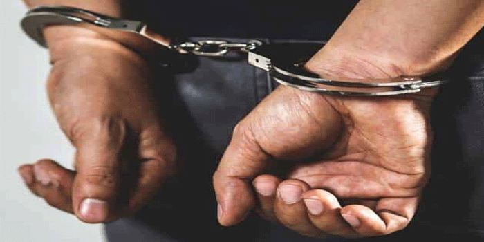 20 ലക്ഷം വായ്പ റെഡിയാക്കി തരാം, പക്ഷേ… പലിശ ആദ്യം തരണം; വിശ്വസിച്ച് വീട്ടമ്മ, 7 ലക്ഷം രൂപയും കൈമാറി; പിന്നീട് ആൾ വരുന്നുമില്ല, വിളിച്ചിട്ടെടുക്കുന്നുമില്ല; പരാതി, യുവാവ് അറസ്റ്റിൽ