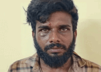 കൈയിൽനിന്ന് ചോരയൊലിക്കുന്ന നിലയിൽ യുവാവ്;  ആംബുലൻസിലേക്ക് കയറ്റുന്നതിനിടെ എസ്.ഐയ്ക്ക് നേരെ അപ്രതീക്ഷിത ആക്രമണം; കൈമുട്ടിനും വയറിനും കഴുത്തിനും പരിക്ക്