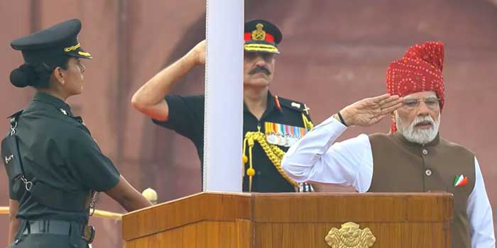രാജ്യം 80ാം സ്വാ​ത​ന്ത്ര്യ​ദി​ന നിറവിൽ, രാ​ഷ്ട്ര​പി​താ​വിന് ആ​ദ​ര​മ​ർ​പ്പി​ച്ച് പ്ര​ധാ​ന​മ​ന്ത്രി, 140 കോടി ഇന്ത്യക്കാരുടെ ശക്തിയിൽ വിവിധ മേഖലകളിൽ രാജ്യം പുതിയ ഉയരങ്ങളിലേക്ക് മുന്നേറും- നരേന്ദ്ര മോദി