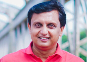 “ജനങ്ങള്‍ മാറ്റം ആഗ്രഹിച്ചു, എന്നാല്‍ കേരളത്തിൽ മൂന്നുമാസം കൊണ്ട് ഉണ്ടായത് മാറ്റമല്ല നാറ്റമാണ്”, ഇവിടെ മുമ്പ് മൊബൈൽ വെളിച്ചമടിച്ച് ഓപ്പറേഷൻ ചെയ്യേണ്ട സ്ഥിതി ഉണ്ടായിട്ടുണ്ടോ?? എരണം കെട്ടവർ നാടുഭരിച്ചാൽ നാട് മുടിയുമെന്ന് മുരളീധരന്‍ പറഞ്ഞത് ഇപ്പോഴാണ് ശരിയായത്, പരിഹാസവുമായി മുഹമ്മദ് റിയാസ്