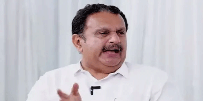 ‘ഇത് ഹോട്ടലാക്കാനേ കൊള്ളൂ; ഓപ്പറേഷൻ നടത്തേണ്ടത് എക്സ്റേ പോലും എടുക്കാതെയാണോ?’ പുതിയ ആശുപത്രിയുടെ നിർമാണ പുരോഗതി നേരിട്ടറിയാൻ എത്തിയപ്പോൾ ആരോഗ്യമന്ത്രി; കെട്ടിടത്തിൽ രോഗനിർണ്ണയ സംവിധാനങ്ങൾ സജ്ജീകരിക്കാനുള്ള സൗകര്യങ്ങളില്ല