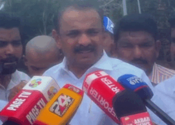 ‘ മഴക്കാലത്ത് മുഖ്യമന്ത്രിക്ക് എവിടെയും പോകാൻ പാടില്ലേ?  ഉച്ചഭക്ഷണം കഴിക്കാൻ പാടില്ലേ? പട്ടിണി കിടക്കണമെന്നാണോ?’: വി.ഡി സതീശൻ വിരുന്നിൽ പങ്കെടുത്ത വിവാദത്തിൽ പ്രതികരിച്ച് കെ.പി. നൗഷാദ് അലി എം.എൽ.എ