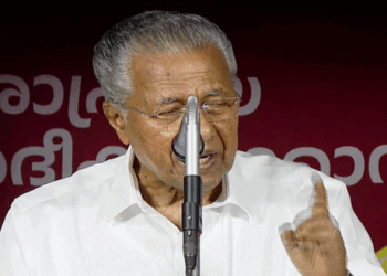 ‘എതിരാളികളുടെ ഉദ്ദേശം മനസ്സിലാക്കാതെയാണ് അവസരവാദിയായ ടി.കെ. ഗോവിന്ദനെ ഒരു വിഭാഗം ആളുകൾ സ്വീകരിച്ചത്; അതിൽ പലർക്കും  മനസ്താപമുണ്ടാകും; തെറ്റായ നിലപാടുകൾ തിരുത്തി എല്ലാവരും പാർട്ടിക്കൊപ്പം അണിനിരക്കണം’ : തളിപറമ്പിൽ പിണറായി