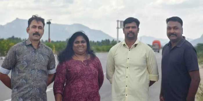 ഓഗസ്റ്റ് 13ന് കുറുപ്പംപടിയിൽ നിന്ന് കാണാതായ 13 കാരി കാമുകനൊപ്പം 4000 കിലോമീറ്റർ താണ്ടി എത്തിപ്പെട്ടത് ഒഡിഷയിലെ നക്സൽ മേഖലയിൽ, അർദ്ധരാത്രിയിൽ മിന്നൽ നീക്കത്തിലൂടെ യുവാവിന്റെ വീട്ടിൽ നിന്ന് പെൺകുട്ടിയെ രക്ഷപ്പെടുത്തി കേരള പോലീസ്