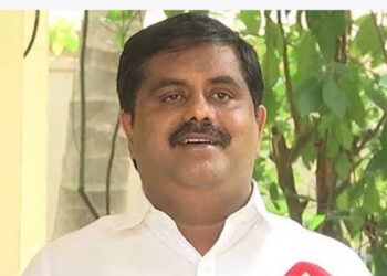 തോൽവിക്ക് കാരണം അൻവർ സ്ഥാനാർഥി ആയതാണെന്ന് താൻ പറഞ്ഞിട്ടില്ല, പ്രവർത്തകരുടെ വികാരം പങ്കുവയ്ക്കുകയാണ് ചെയ്തത്, അൻവറിന്റെ ആരോപണത്തിന് മറുപടിയില്ല-  കെ പ്രവീൺ കുമാർ