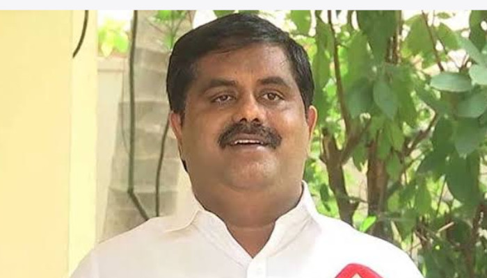 തോൽവിക്ക് കാരണം അൻവർ സ്ഥാനാർഥി ആയതാണെന്ന് താൻ പറഞ്ഞിട്ടില്ല, പ്രവർത്തകരുടെ വികാരം പങ്കുവയ്ക്കുകയാണ് ചെയ്തത്, അൻവറിന്റെ ആരോപണത്തിന് മറുപടിയില്ല-  കെ പ്രവീൺ കുമാർ