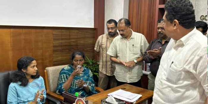 ചർച്ച വിജയം, 37 ദിവസം നീണ്ട എൽപിഎസ്ടി റാങ്ക് ഹോൾഡേഴ്‌സ് അവസാനിപ്പിച്ചു!! പ്രശ്‌നങ്ങൾ പരിഹരിക്കാൻ മന്ത്രി 45 ദിവസം ആവശ്യപ്പെട്ടു, പരിഹാരം കാണുന്നതുവരെ ഞങ്ങൾ സെക്രട്ടേറിയറ്റിന് മുന്നിൽ തന്നെ തുടരും, പ്രതിഷേധങ്ങളോ പ്രകടനങ്ങളോ ഉണ്ടായിരിക്കില്ല, ദിവസങ്ങൾ എണ്ണി കാത്തിരിക്കും- വളർമതി