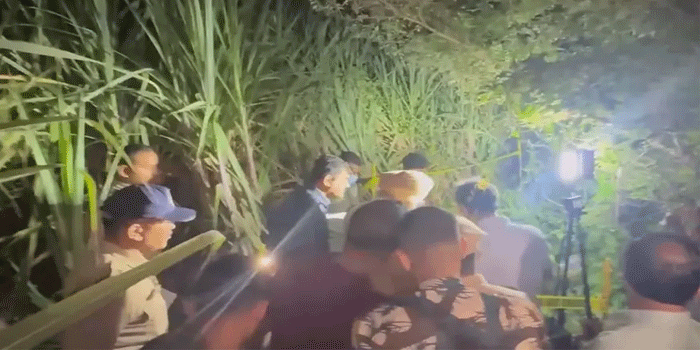 സുഖമില്ലാതിരുന്നതിനാൽ സ്കൂളിൽ പോയില്ല; മാതാപിതാക്കൾ ജോലിക്ക് പോയ തക്കം നോക്കി ഒമ്പതു വയസുകാരിയെ തട്ടിക്കൊണ്ടുപോയി ലൈം​ഗീക പീഡനത്തിനിരയാക്കി കൊന്നു; മൃതദേഹം ഓവു ചാലിൽ; നിർണായകമായത് സിസിടിവി ദൃശ്യങ്ങൾ ; അയൽവാസി അറസ്റ്റിൽ