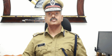 ‘എന്താണ് ഇത്ര തിടുക്കം? അതും ആരോപണം നേരിടുന്നയാൾക്ക് സ്ഥാനക്കയറ്റം നൽകാൻ?’എസ്. ശ്രീജിത്തിന് ഡിജിപി പദവി നൽകാനുള്ള നീക്കത്തിൽ സർക്കാരിന് ഹൈക്കോടതിയുടെ രൂക്ഷ വിമർശനം
