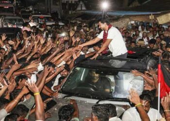 ‘ഞാൻ കലൈഞ്ജറുടെ പേരക്കുട്ടിയും എം.കെ. സ്റ്റാലിന്റെ മകനുമാണ്, ഒന്നല്ല 100 തവണയായാലും അറസ്റ്റ് വരിക്കാൻ തയാർ!! ചെന്നൈയിൽ നിന്ന് തഞ്ചാവൂരിലേക്ക് എന്നെ വലിച്ചിഴച്ച് പീഡിപ്പിക്കാമെന്നും ആരെയോ തൃപ്തിപ്പെടുത്താമെന്നും കരുതി അവർ കള്ളക്കേസുകൾ രജിസ്റ്റർ ചെയ്തു’- ഉദയനിധി