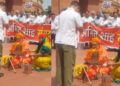 “ഹിന്ദു വിശ്വാസത്തെ അപമാനിക്കാൻ ഇനിയാരും ധൈര്യപ്പെടരുത്”, സന്യാസിമാരെ മാത്രമല്ല, ഹിന്ദുക്കളെയും കൂടിയാണ് പ്രതിപക്ഷം അവഹേളിച്ചത്, രാജ്യത്തെ ജനങ്ങൾ ഒരിക്കലും മാപ്പ് നല്കില്ല, മറ്റ് മത പുരോഹിതന്മാരുടെ വേഷം ധരിച്ച് ആ മതങ്ങളെ നിങ്ങള് പരിഹസിക്കുമോ?? പാര്ലമെന്റില് പ്രതിപക്ഷ എംപിമാര് നടത്തിയ നാടകത്തിനെതിരെ രൂക്ഷ വിമര്ശനം