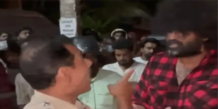 മദ്യപിച്ച് വാഹനമോടിച്ച് അപകടമുണ്ടാക്കി; യൂട്യൂബർ അശ്വന്ത് കോക്ക് പോലീസ് കസ്റ്റഡിയിൽ; അശ്വന്ത് ഓടിച്ച ഥാർ മറ്റ് മൂന്ന് വാഹനങ്ങളിൽ ഇടിച്ചു, വാഹന ഉടമകളും പ്രദേശവാസികളും തടഞ്ഞുവച്ചു; പോലീസിനു നേരെ തട്ടിക്കയറി