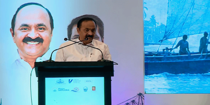 ‘എന്നെ കളിയാക്കണ്ട’;യഥാർത്ഥത്തിൽ ഇഡ്ഡലിയും പഴംപൊരിയും കയറ്റുമതി ചെയ്യുന്നുണ്ട് ‘ മുഖ്യമന്ത്രി സതീശൻ; ‘തിരുവനന്തപുരം മൃഗശാല മാറ്റും‘