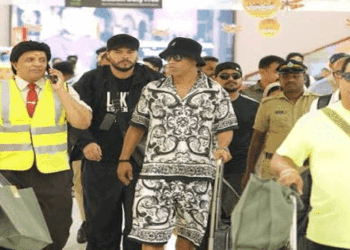 ബ്രസീൽ ഫുട്‌ബോൾ ഇതിഹാസം റൊണാൾഡീഞ്ഞോ കൊച്ചിയിൽ; പ്രതിരോധ കുത്തിവെപ്പ് സർട്ടിഫിക്കറ്റിൽ ആശയക്കുഴപ്പം