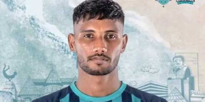 ബൈക്കുകൾ കൂട്ടിയിടിച്ച് അപകടം, കാലിക്കറ്റ് എഫ്സി താരം റിജോൺ ജോസിന് ദാരുണാന്ത്യം, സന്തോഷ് ട്രോഫി താരം ഗനി അഹമ്മദിന് ഗുരുതര പരുക്ക്, അപകടം ഈയാഴ്ച്ച ആരംഭിക്കാനിരിക്കുന്ന സൂപ്പർ ലീഗ് കേരള മത്സരത്തിനായ തയാറെടുക്കുന്നതിനിടെ
