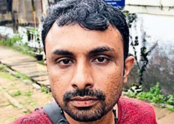 പ്രതി ഇരയാക്കുക കാൽനടയായോ, സൈക്കിളിലോ പോകുന്ന സ്കൂൾ വിദ്യാർഥിനികളെ!! യാത്ര സ്ത്രീകളുപയോ​ഗിക്കുന്ന ചെരിപ്പിട്ട് സ്കൂട്ടറിൽ, വാഹനം നമ്പർ പ്ലേറ്റിൽ ചെളി തേച്ച് മറച്ചും ഒരുഭാഗം ഒടിച്ചും റജിസ്ട്രേഷൻ നമ്പർ കാണാത്ത രീതിയിലാക്കും…വായ എപ്പോഴും മുറുക്കി ചുവപ്പിച്ച നിലയിൽ!! നാലുമാസത്തിലിടെ 12 ഓളം പെൺകുട്ടികളെ ഉപദ്രവിച്ച യുവാവ് ഒടുവിൽ പിടിയിൽ