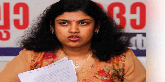 കുറെ തെറ്റുകളുണ്ട്; ചിന്താ ജെറോമിന്റെ പിഎച്ച്ഡി പ്രബന്ധം പരിശോധിക്കാൻ കേരള സർവകലാശാല സിന്ഡിക്കറ്റ് തീരുമാനം; പ്രത്യേക സമിതിയെ ഏല്പിക്കും