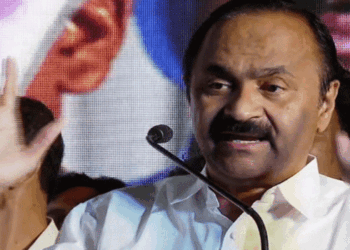 ‘പൊതുശൗചാലയത്തിലെ ചുവരെഴുത്തുപോലെ സോഷ്യൽ മീഡിയ ഉപയോഗിക്കുന്നു; മുഖ്യധാരാ മാധ്യമങ്ങൾ തരംതാണ നിലവാരത്തിലേക്ക് പോകരുത്’; മാധ്യമ രംഗത്തെ മാറ്റങ്ങളിൽ വിമർശനവുമായി വി.ഡി. സതീശൻ